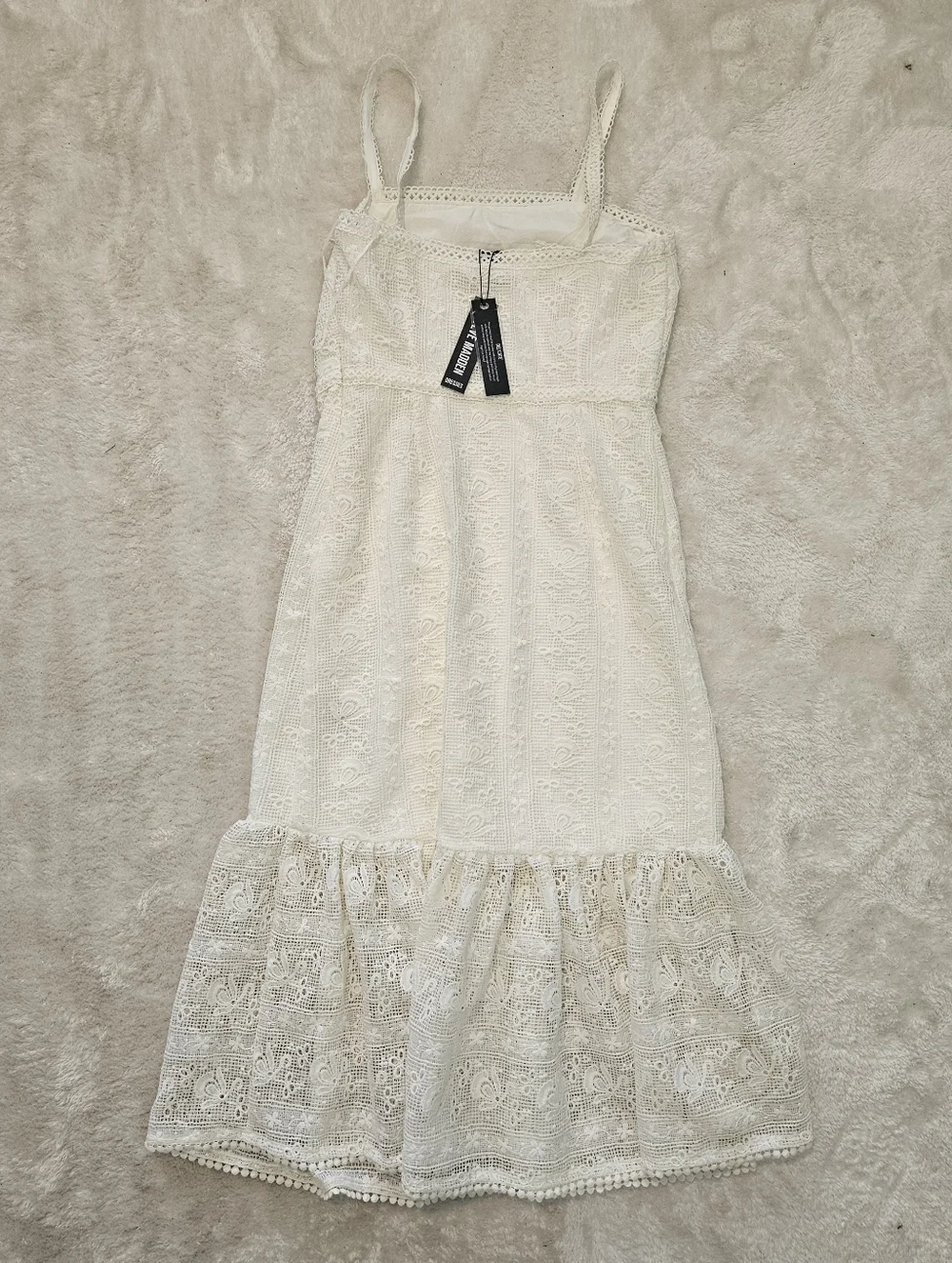 NWT Steve Madden Lace Cream Midi Dress Size 2 White Summer Vacation Feminine - Picture 9 of 9